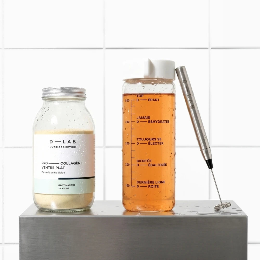 Coffret Minceur Mangue D-LAB, jarre Pro-Collagène Ventre Plat goût mangue, gourde graduée remplie et fouet mousseur inox sur socle métal